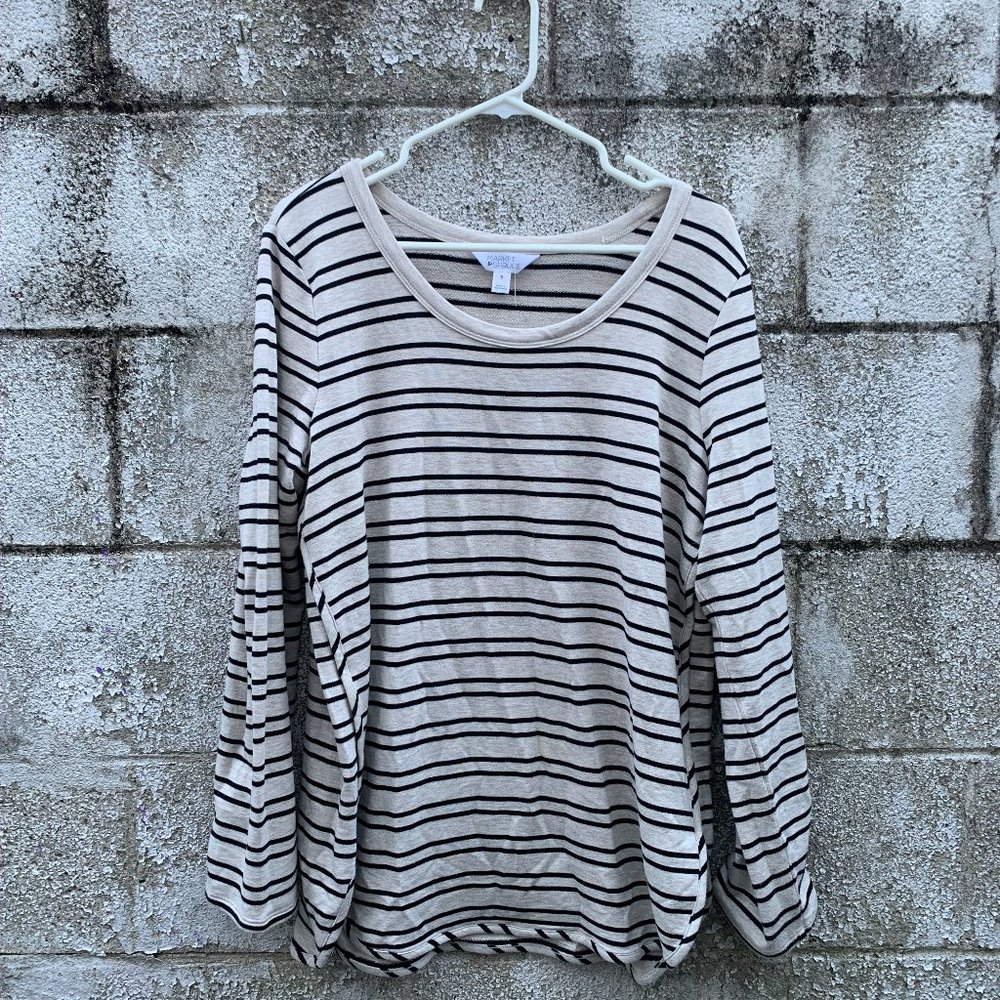 Market & Spruce - Zansia Curved Hem Knit Top